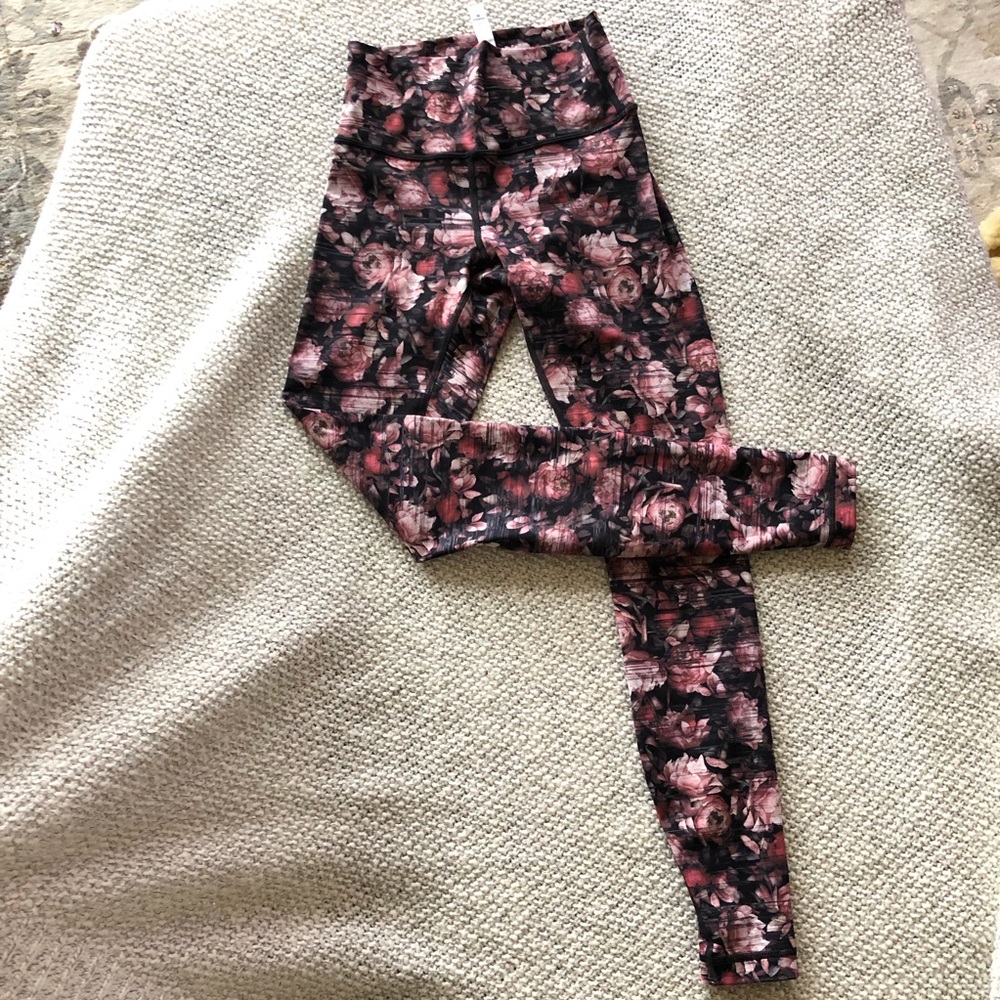 Lululemon peony legging